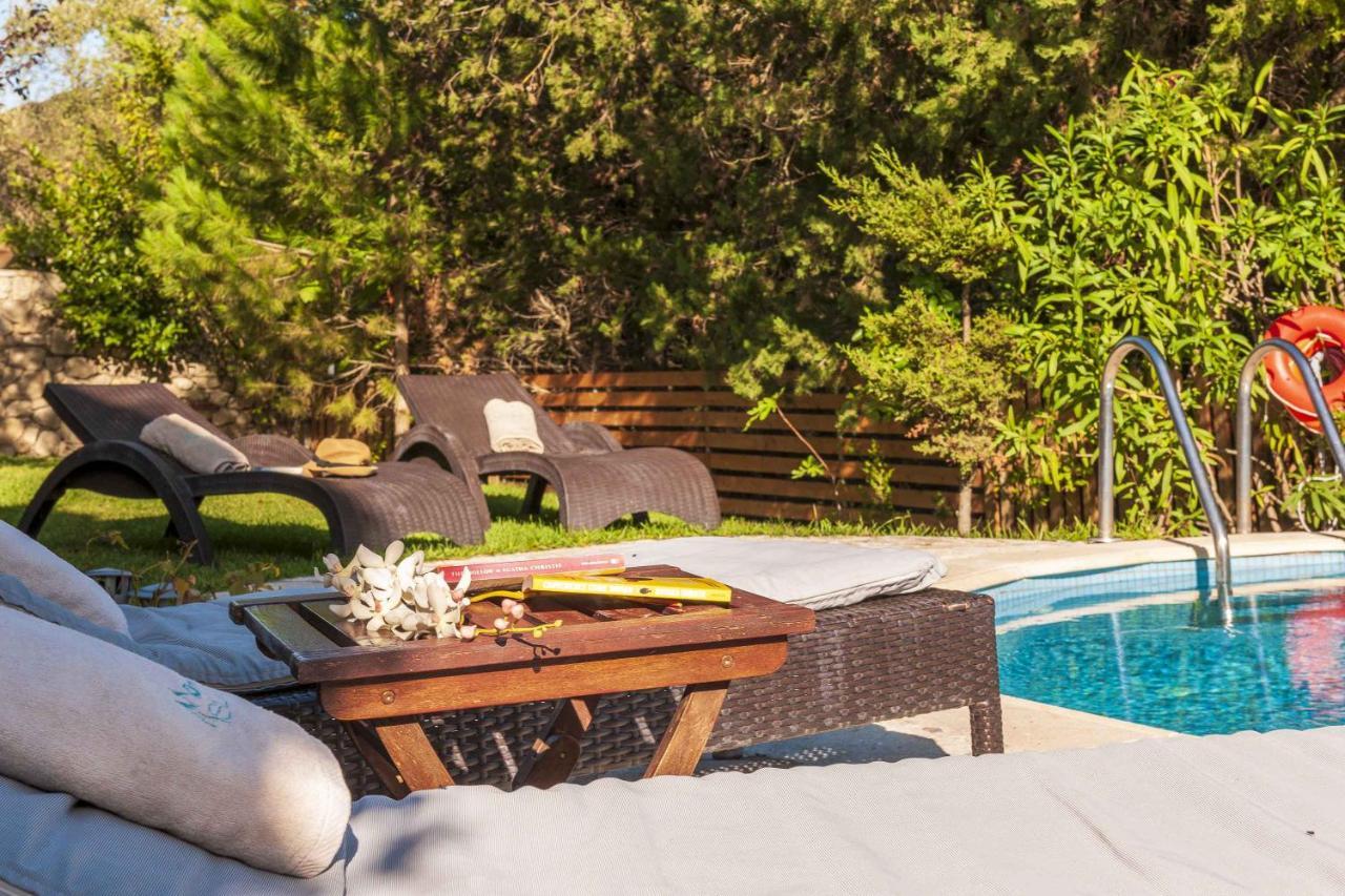 Mounty Island Villas Avra-Calma Lazaráta 外观 照片